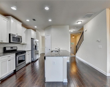4307 Tacoma Trace - Photo Thumbnail 8