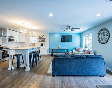 1181 Fenwood Street Sw - Photo Thumbnail 7