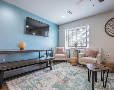 1181 Fenwood Street Sw - Photo Thumbnail 8