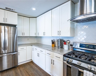 1181 Fenwood Street Sw - Photo Thumbnail 12