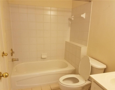 12945 Morningpark Circle - Photo Thumbnail 19