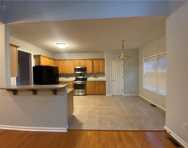 12945 Morningpark Circle - Photo Thumbnail 7