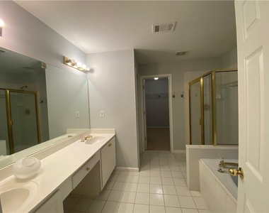 12945 Morningpark Circle - Photo Thumbnail 12
