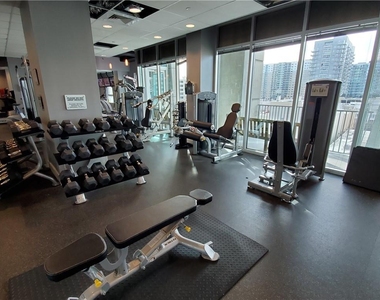 943 Peachtree Street Ne - Photo Thumbnail 11