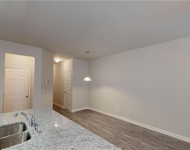 4048 Kingsbrook Boulevard - Photo Thumbnail 4