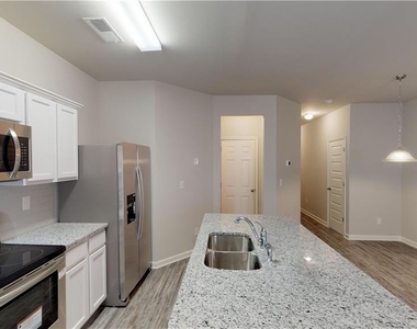 4048 Kingsbrook Boulevard - Photo Thumbnail 12