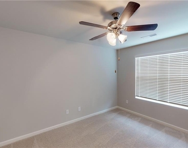 4048 Kingsbrook Boulevard - Photo Thumbnail 15