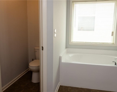 4960 Ducote Trail - Photo Thumbnail 39