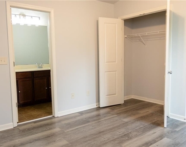 4960 Ducote Trail - Photo Thumbnail 35