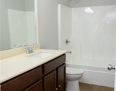 4960 Ducote Trail - Photo Thumbnail 34