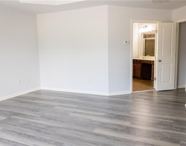4960 Ducote Trail - Photo Thumbnail 28
