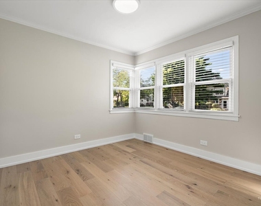 463 Longfellow Avenue - Photo Thumbnail 20