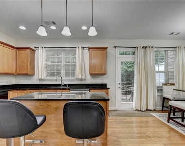 2602 Pierce Brennen Court - Photo Thumbnail 19