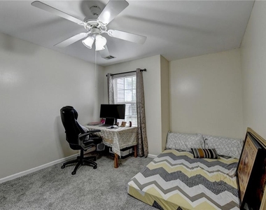 2602 Pierce Brennen Court - Photo Thumbnail 35