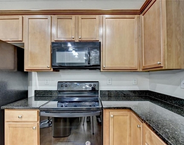 2602 Pierce Brennen Court - Photo Thumbnail 22