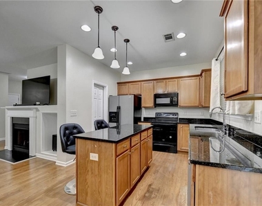 2602 Pierce Brennen Court - Photo Thumbnail 16