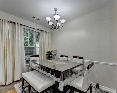 2602 Pierce Brennen Court - Photo Thumbnail 13