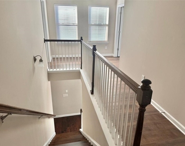 1958 Paxton Ridge Lane - Photo Thumbnail 10
