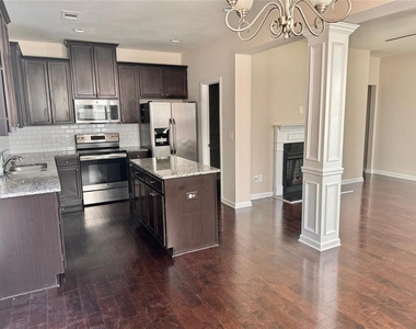 1958 Paxton Ridge Lane - Photo Thumbnail 8