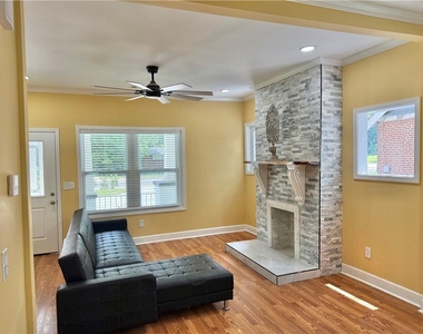 2194 Bolton Road Nw - Photo Thumbnail 9