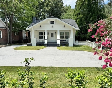 2194 Bolton Road Nw - Photo Thumbnail 1