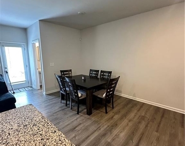 4514 Fillmore Trail Sw - Photo Thumbnail 7