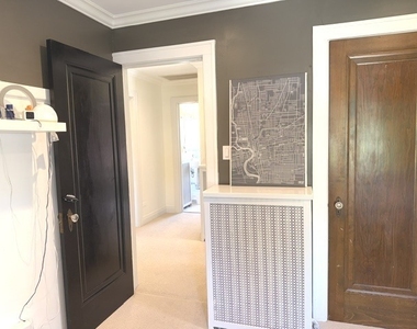 738 N Pine Avenue - Photo Thumbnail 21