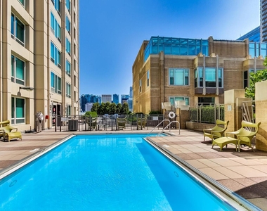 33 W Ontario Street - Photo Thumbnail 18