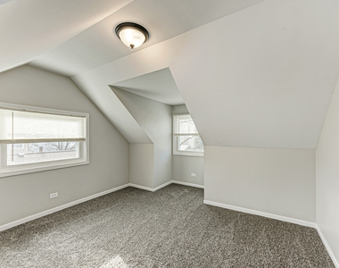 4915 Edward Avenue - Photo Thumbnail 17