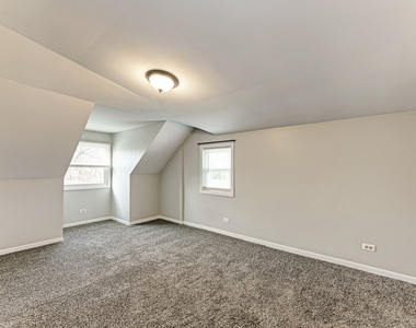 4915 Edward Avenue - Photo Thumbnail 15