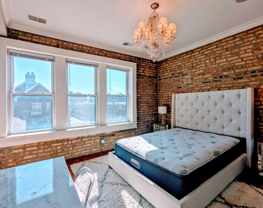 6146 N Ravenswood Avenue - Photo Thumbnail 11