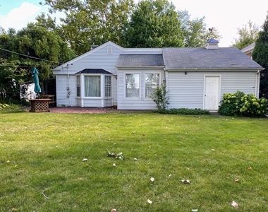 2546 Laurel Lane - Photo Thumbnail 9