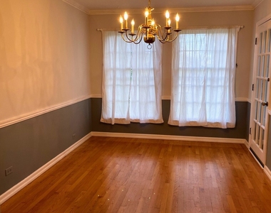 2546 Laurel Lane - Photo Thumbnail 18