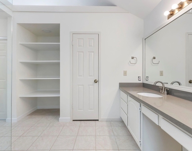 59 Fire Flicker Place - Photo Thumbnail 20