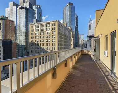 121 Madison Avenue - Photo Thumbnail 4