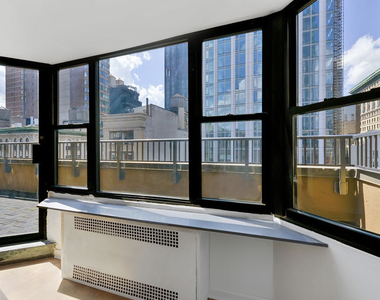 121 Madison Avenue - Photo Thumbnail 2