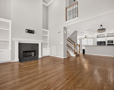 1513 Roy Street - Photo Thumbnail 9