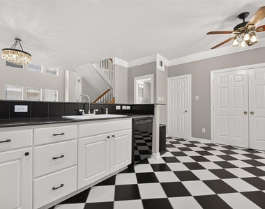 1513 Roy Street - Photo Thumbnail 20