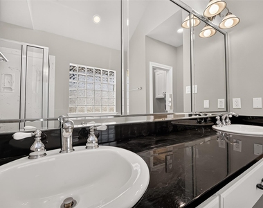 1513 Roy Street - Photo Thumbnail 41