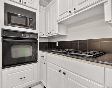 1513 Roy Street - Photo Thumbnail 18