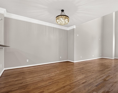 1513 Roy Street - Photo Thumbnail 11