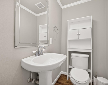 1513 Roy Street - Photo Thumbnail 23