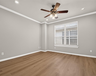 1513 Roy Street - Photo Thumbnail 32