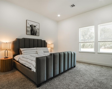 4114 Ward Street - Photo Thumbnail 21