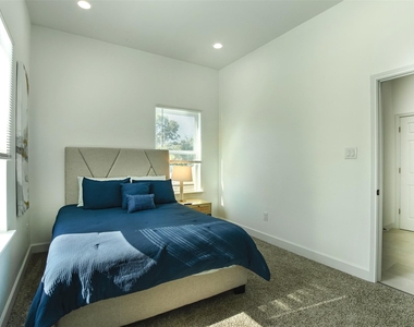 4114 Ward Street - Photo Thumbnail 33