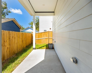 4114 Ward Street - Photo Thumbnail 42