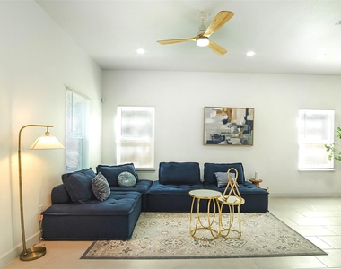 4114 Ward Street - Photo Thumbnail 9