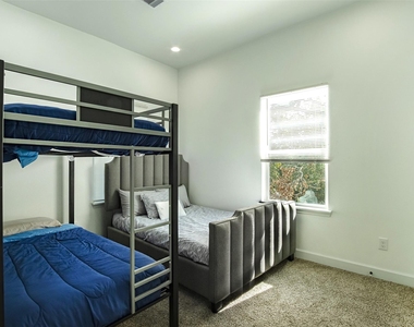 4114 Ward Street - Photo Thumbnail 37