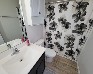11432 Green Cay Lane - Photo Thumbnail 36