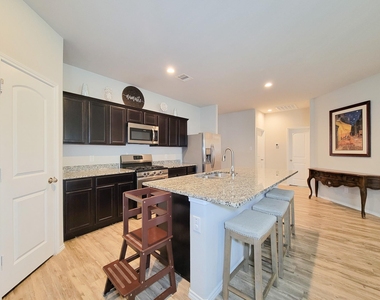 11432 Green Cay Lane - Photo Thumbnail 17
